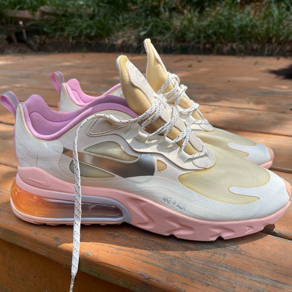 Nike AIRMAX 270 React SE
